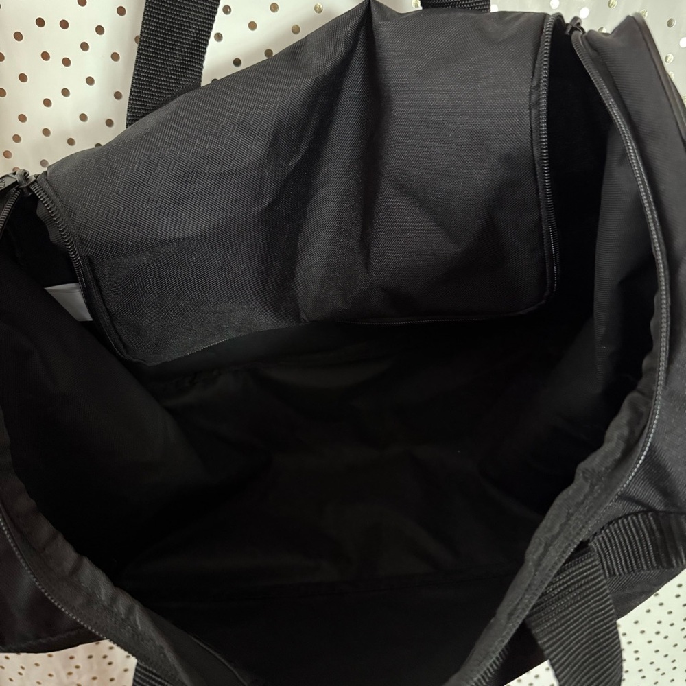Adidas Black and White Sports Bag - Picture 3 of 7